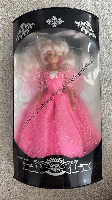 Bambole: Div. Barbies & Ken aus den 200er – Usato da Steinhausen venduto da inmumi 4