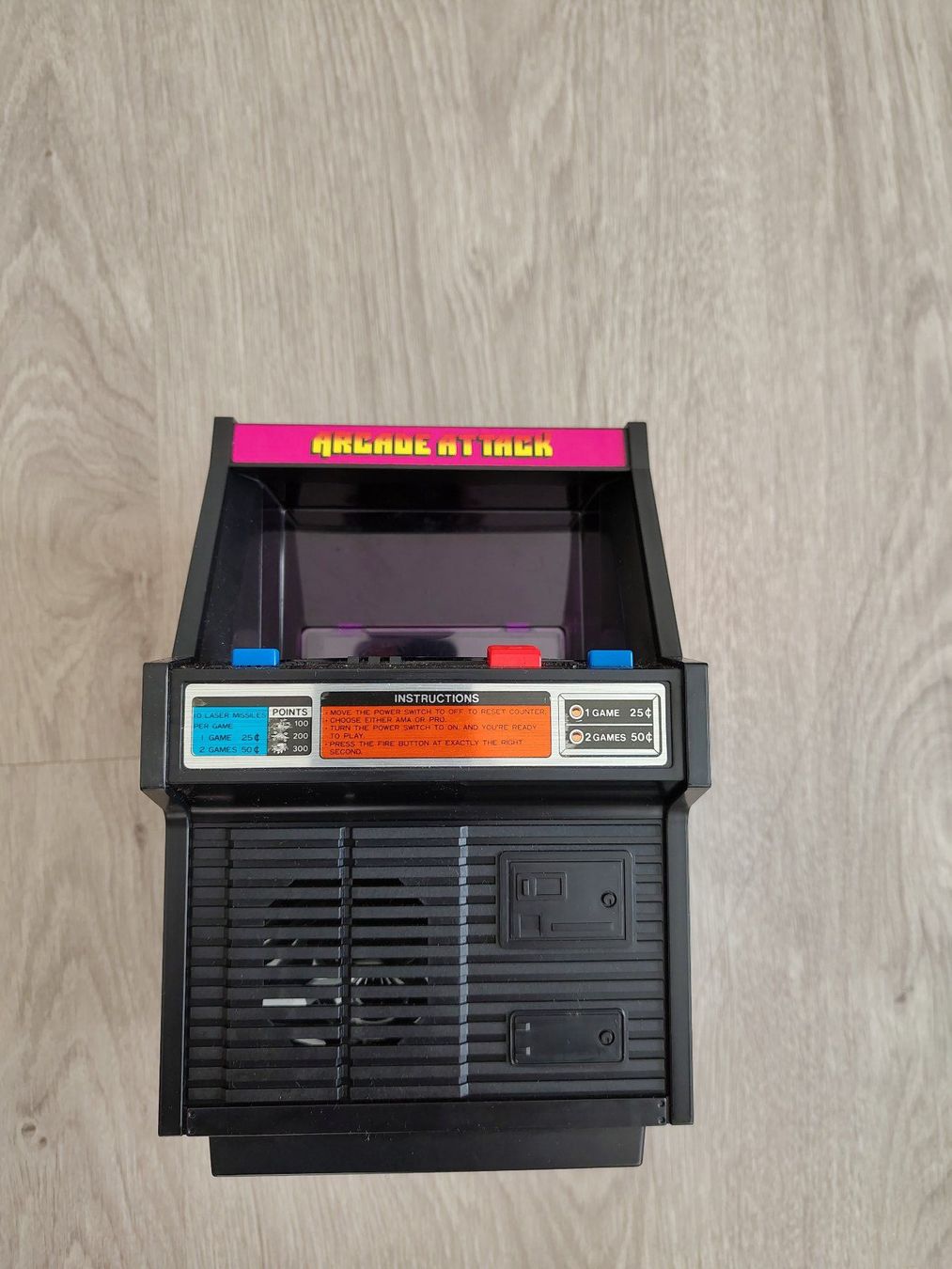 Console: Vintage Tomy Arcade Attack LCD Spiel – Difettoso da Schachen LU venduto da retrogamer 2