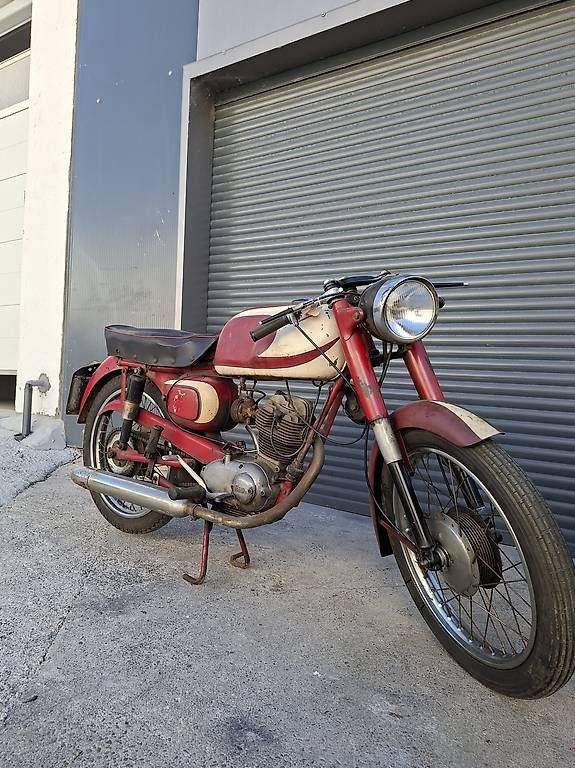 Strada: Moto Morini Corsaro 125 4Takt – Usato da Waltenschwil venduto da DMA_MOTOS