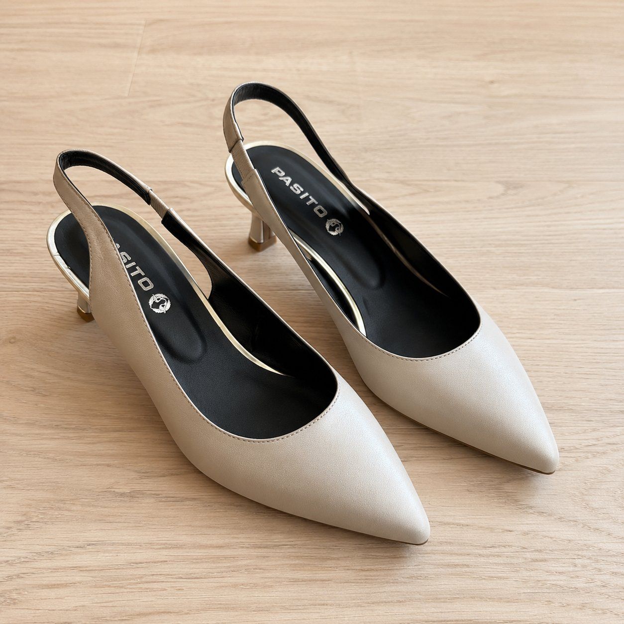 Damenschuhe: PASTO Slingback Pumps Leder  EU 39  creme/beige – Gebraucht aus Zürich von Unterstop