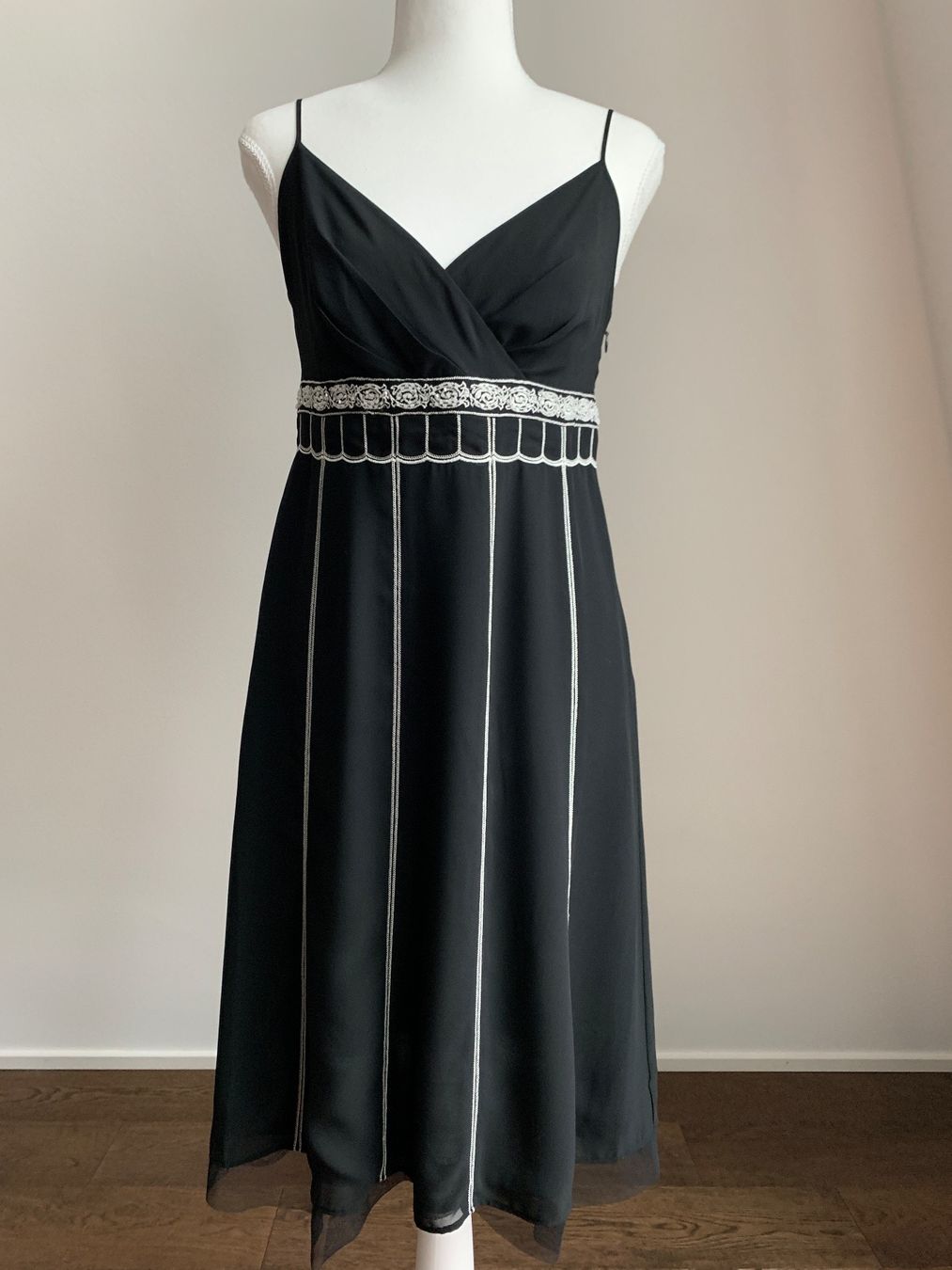 Vestiti: ANN TAYLOR LOFT robe de soirée/cocktail S – Usato da Morges venduto da Imade1