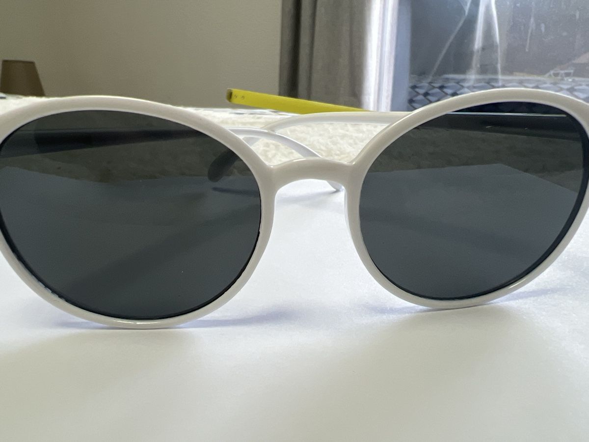 Occhiali & Lenti: Lunettes de soleil blanches! – Nuovo e nell'imballaggio originale da Chenens venduto da anasantos90 1