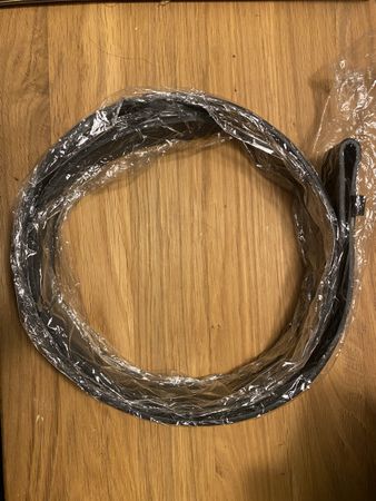 Neuer, ungetragener Gurt, schwarz, 110cm lang