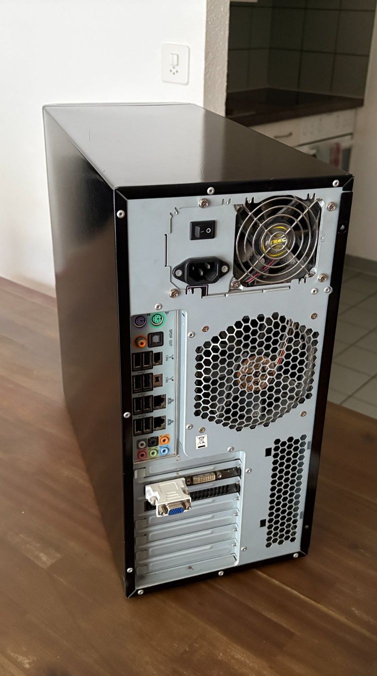 PCs: Ordinateur Gigabyte EP45-DS3 – Gebraucht aus Orny von blanraph 1