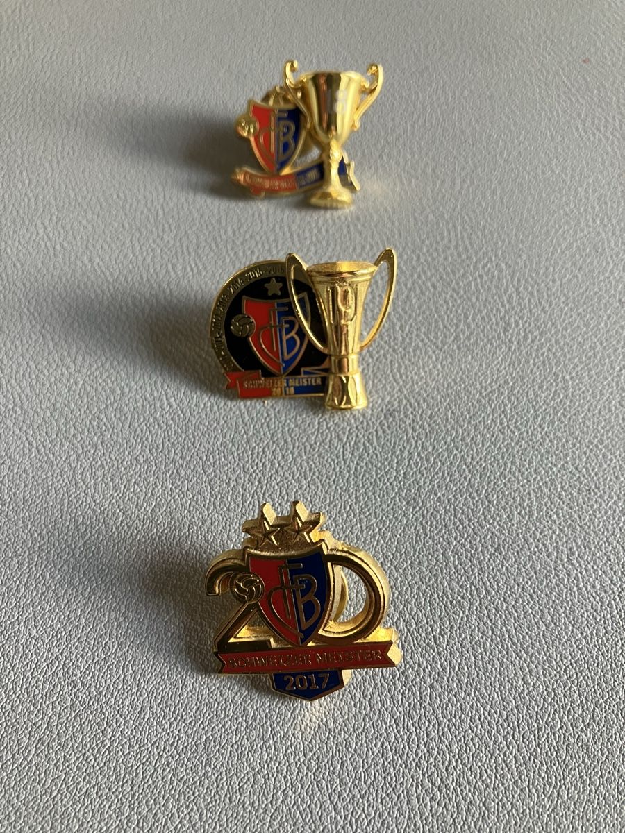 FC Basel Placchette & Badge: FC Basel Meister-Plaketten/Pins – Usato da Frenkendorf venduto da The_Moose 5