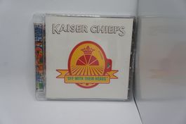 CD Kaiser Chiefs – Off With Their Heads