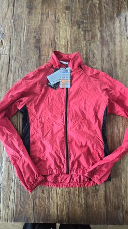 Rote IXS Windbreaker atmungsaktiv Gr. 38 Neu!