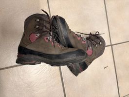 Lowa Damen Wanderschuhe Gore-Tex Sohlenlänge 27 cm Gr. 42