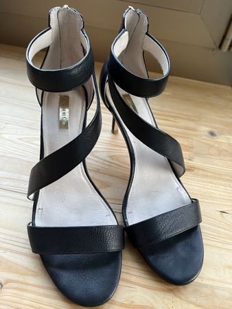 Sandales à talons hauts Louise et Cie, taille 40, noir