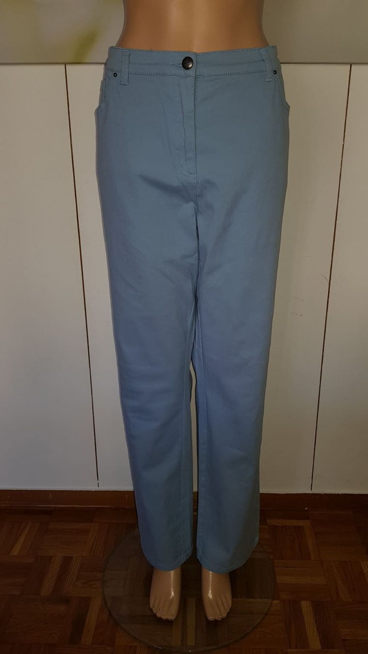 Jeans: PAOLA Jeans taille / Grosse 48 CH – Gebraucht aus Cossonay-ville von Super-Price-Quality