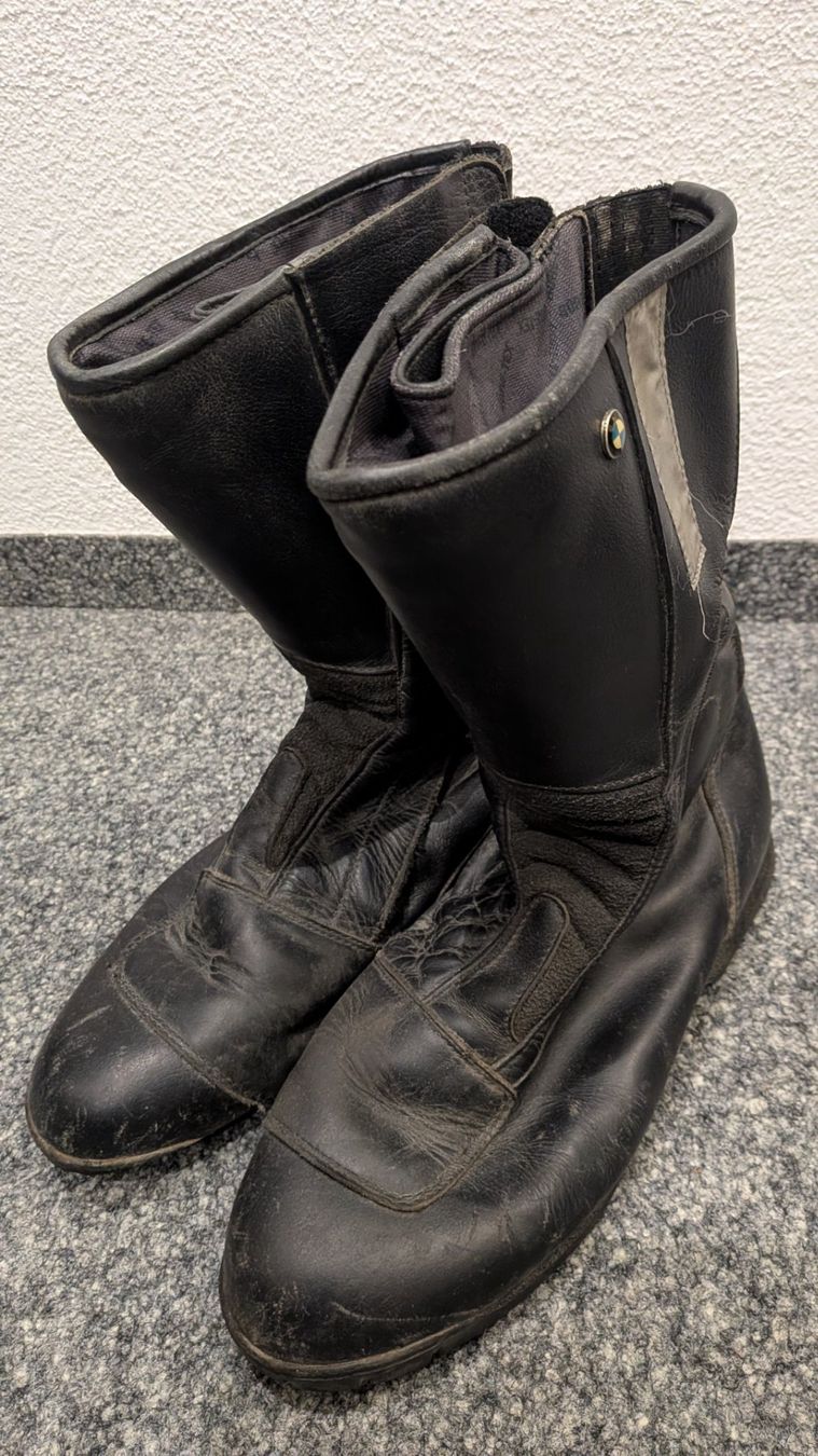 Herrenschuhe: Schwarze Motorradschuhe Grösse 47 – Gebraucht aus Frauenfeld von mf2_yb66