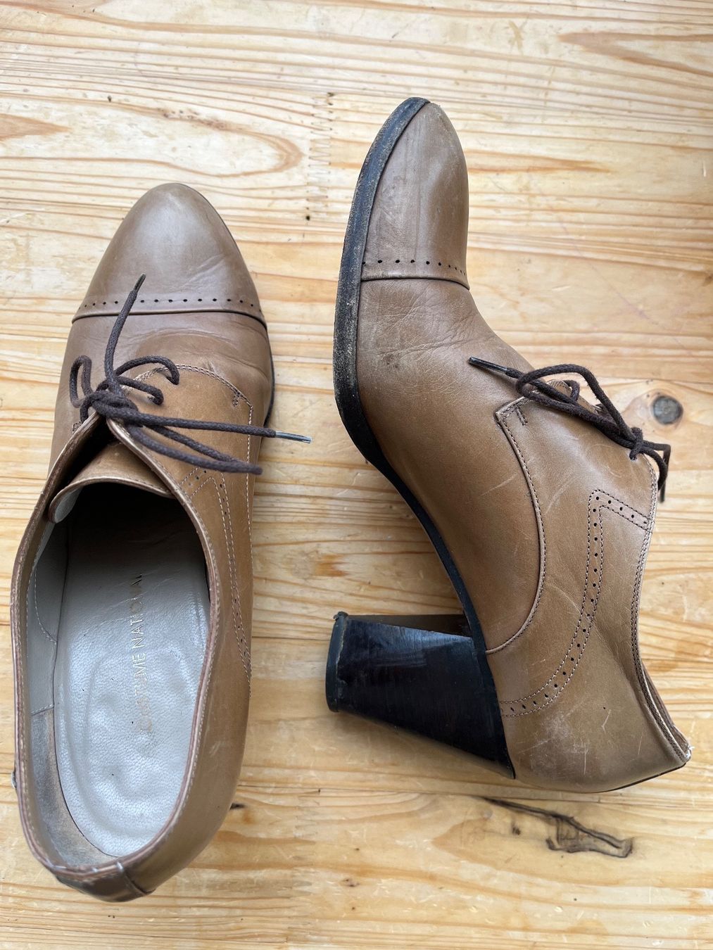 Scarpe da donna: Chaussures Costume National 39.5 – Usato da Fribourg venduto da plenilunios 2