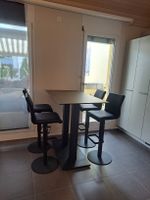 Designer Hochtisch + 4 Barhocker - Glaskeramik