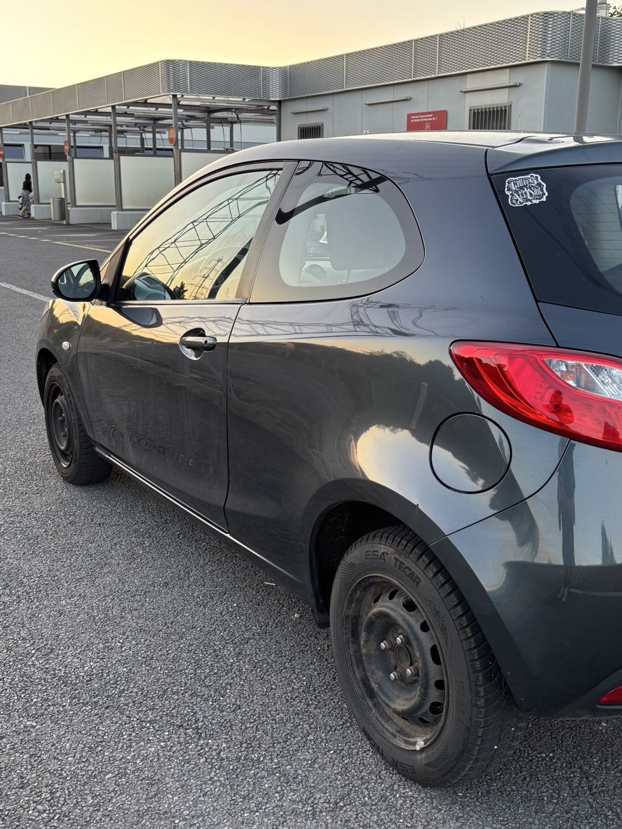 Mazda Automobili: Mazda 2 1.3 HP 16V – Usato da Knonau venduto da nin_8w6x 5