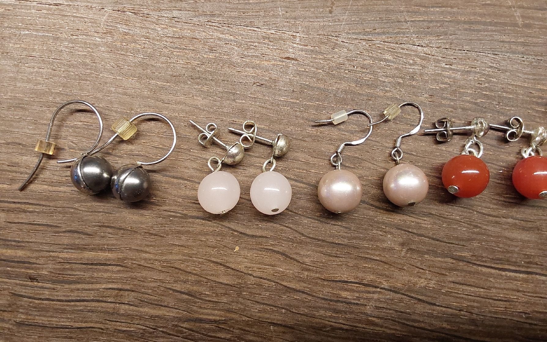 Ohrringe & -stecker: 6 Paar Ohrschmuck – Gebraucht aus Köniz von scopello12 2