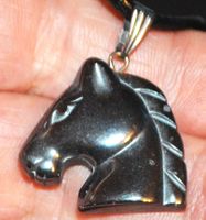 Halskette D-986 – Hämatit Pferd 2,5x2,3cm