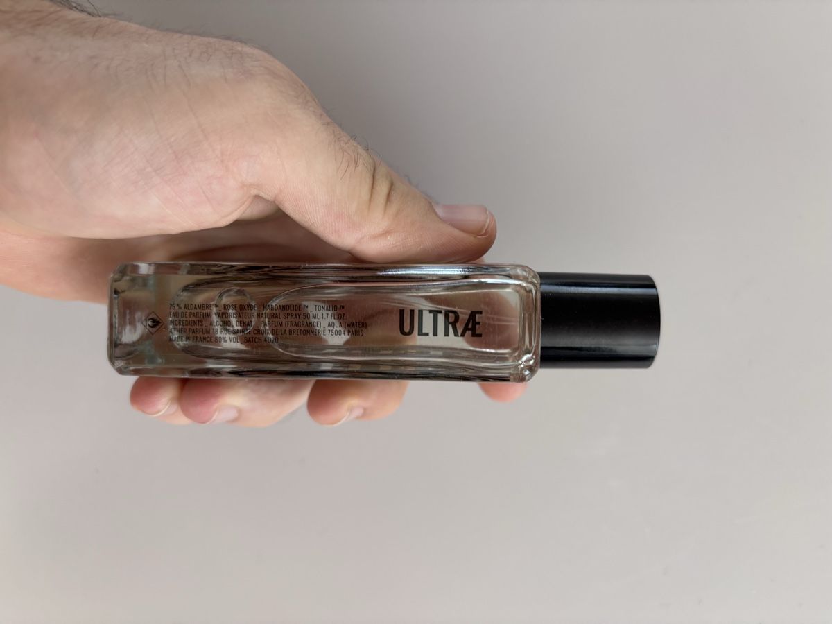 Parfum & Eau de Toilette: Parfüm – Gebraucht aus Oberkirch LU von mri_8qpz