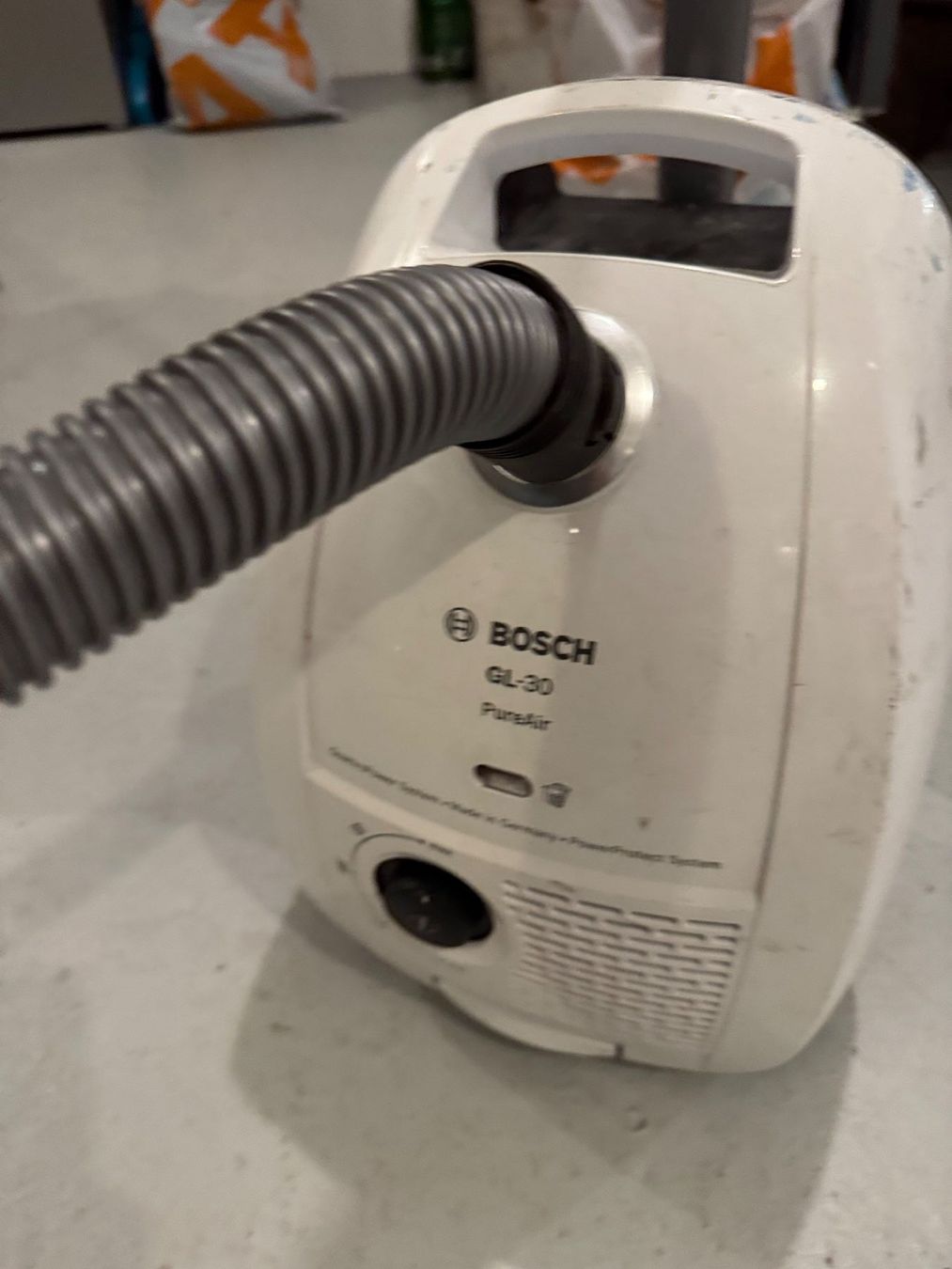 Bosch Aspirapolveri & Accessori: BOSCH Staubsauger – Usato da Rorschacherberg venduto da beeechen 2