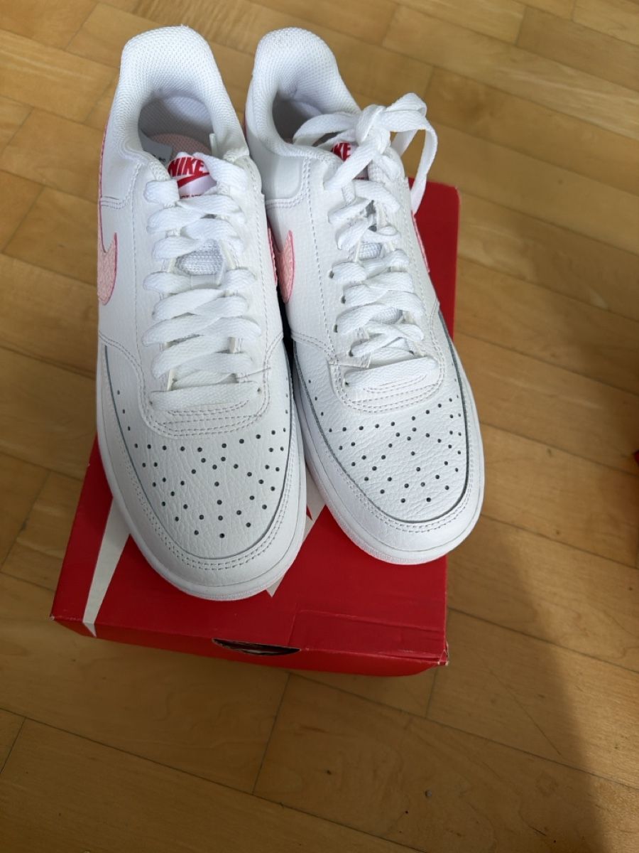 Nike Damenschuhe: Nike Court Vision, Neu, Grösse 38.5 – Neu und originalverpackt aus Interlaken von amj_765r 1