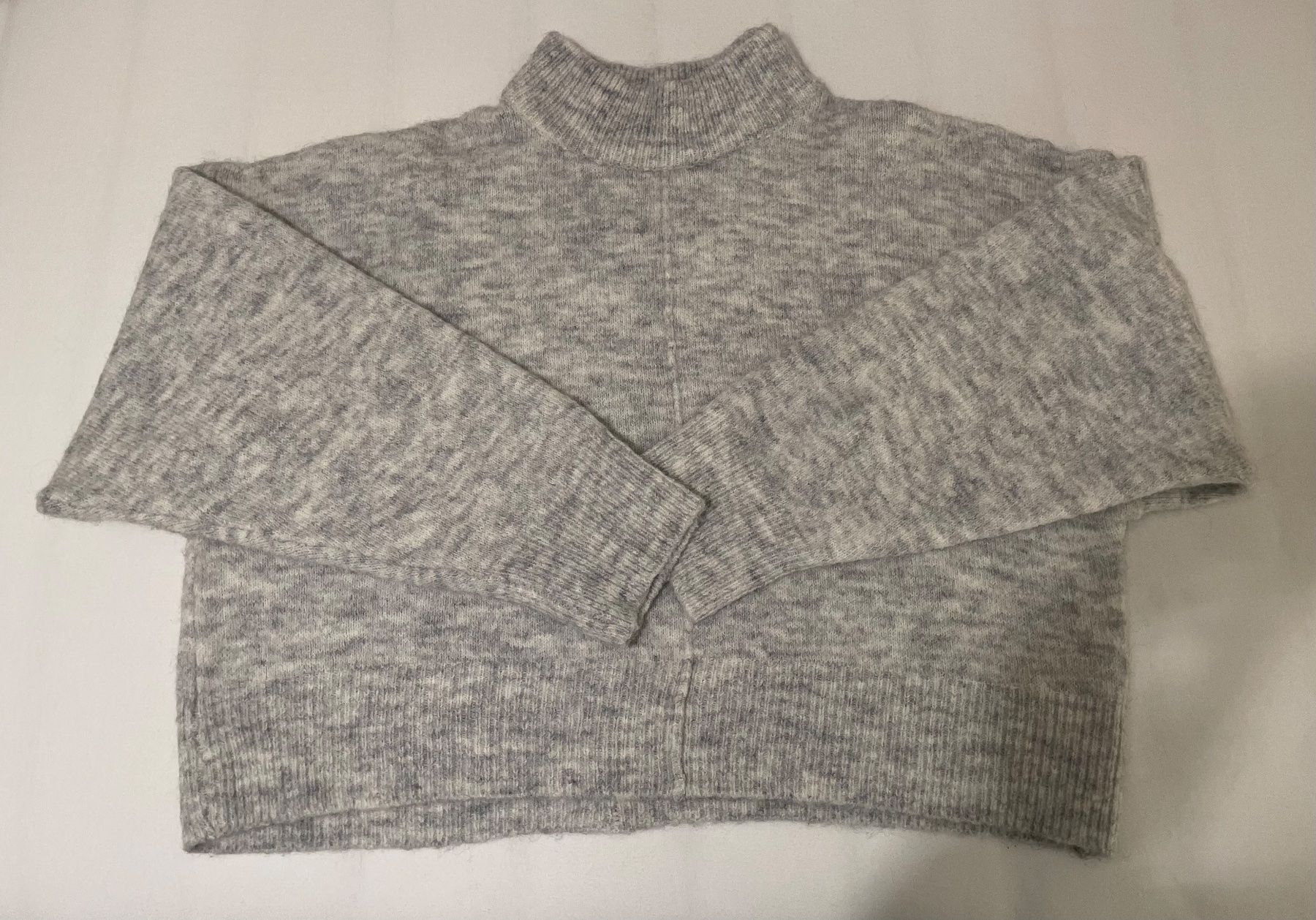 Pulls & Sweat-shirts: Pullover gina tricot – D'occasion à Arbon par kikiriri
