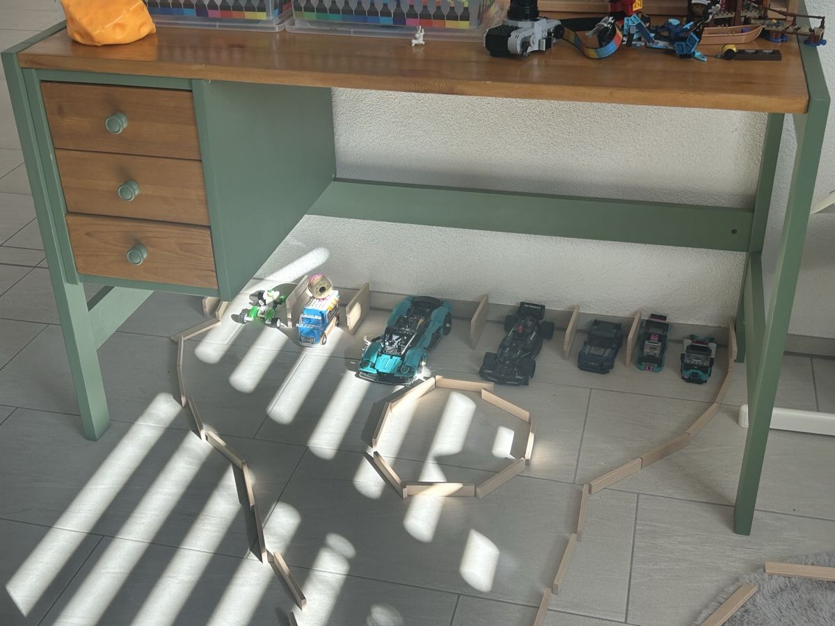 Letti: mehrere Kinderzimmermöbel – Usato da Hunzenschwil venduto da mim_m2jp 1
