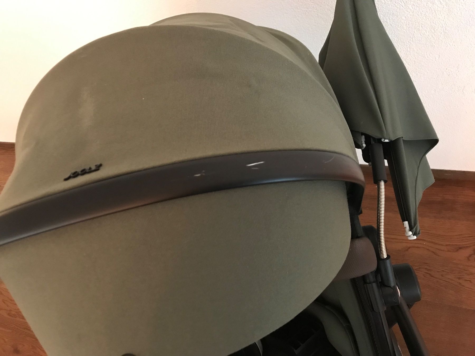 Joolz Carrozzine: Kinderwagen Joolz day+ khaki – Usato da Wollerau venduto da Oriole83 1