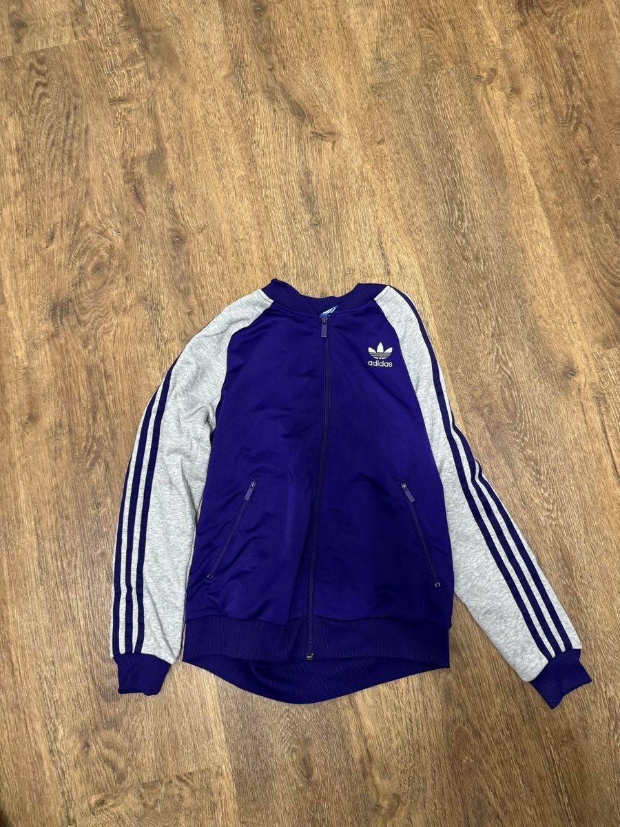 Adidas Giacche: Adidas Trainingsjacke – Usato da Escholzmatt venduto da san_ym7z