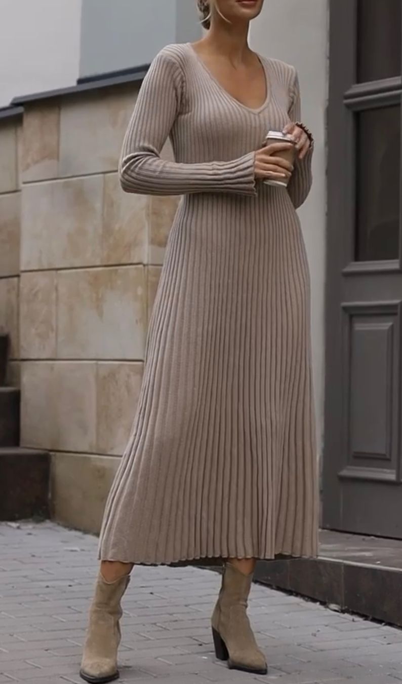 Kleider: Stylisches gestricktes Kleid. Neu! – Neu und originalverpackt aus Schaffhausen von Mea_85 1