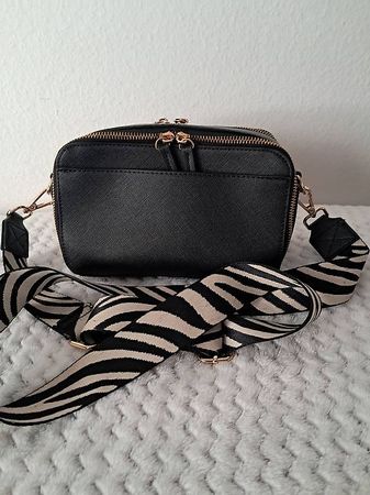 Manor Woman Crossbody