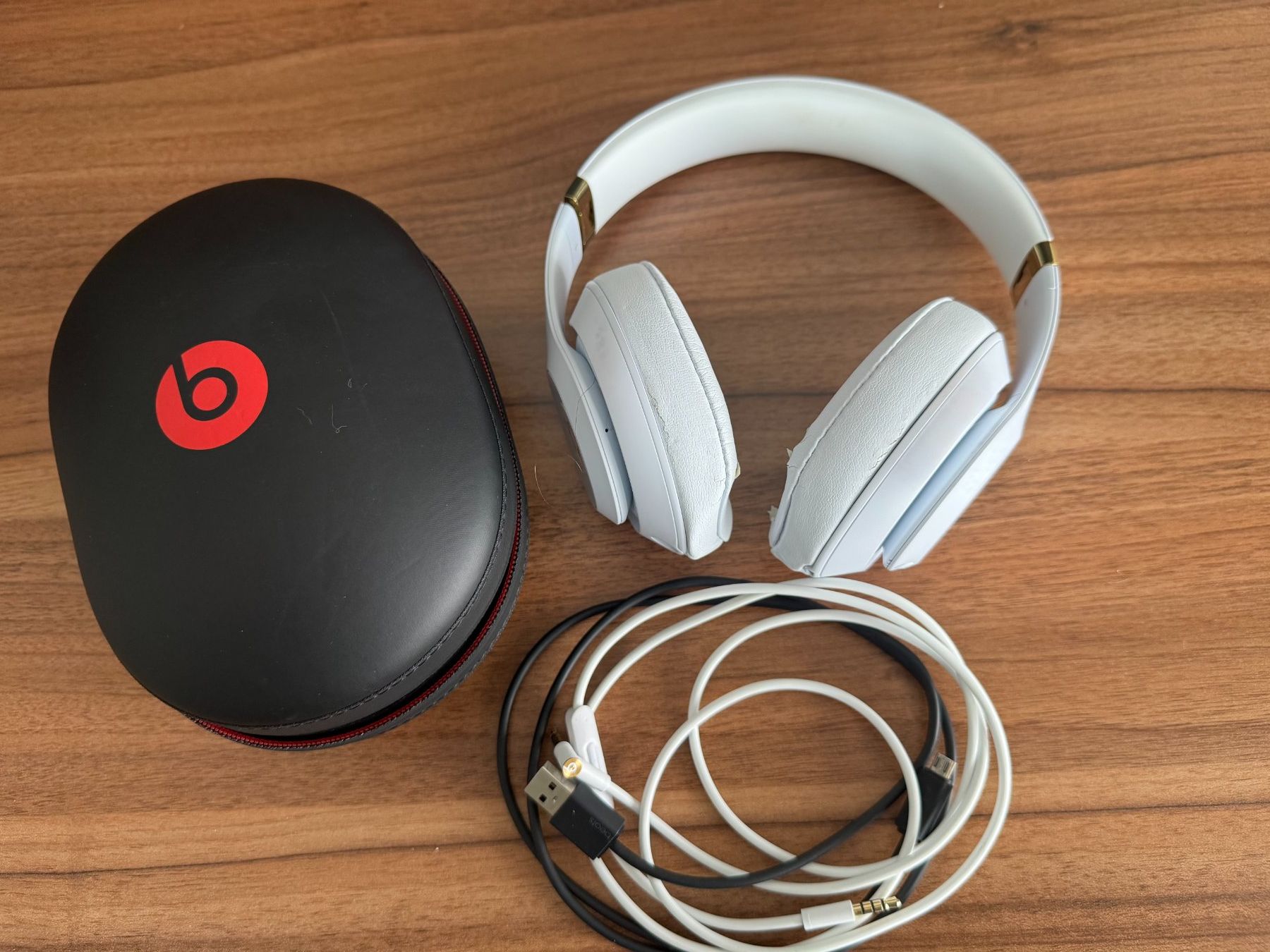 Beats Cuffie: Weisse Beats Studio 3 Kopfhörer - schnäppchen – Usato da Stäfa venduto da electriccity 1