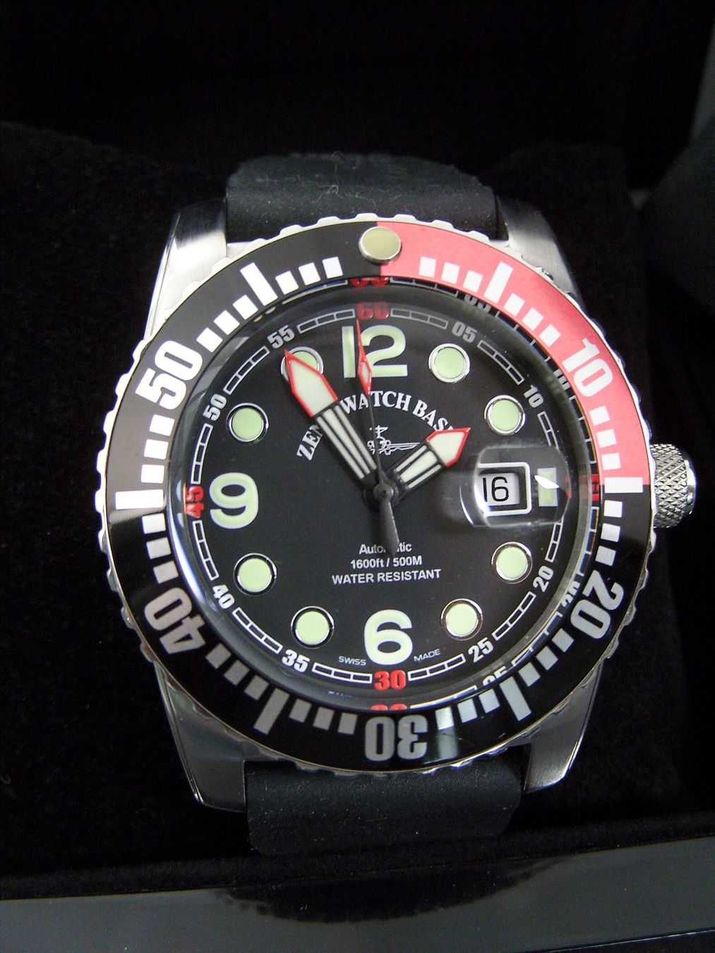Zeno Orologi: Neue Airplane Diver Automatic Numbers, black/red – Nuovo e nell'imballaggio originale da Mels venduto da niezie2002