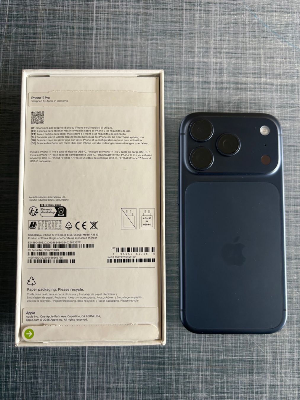 Apple Telefoni cellulari / Smartphones: iPhone 17 Pro, Deep Blue 256GB neu – Nuovo (secondo la descrizione) da St. Gallen venduto da schoschami
