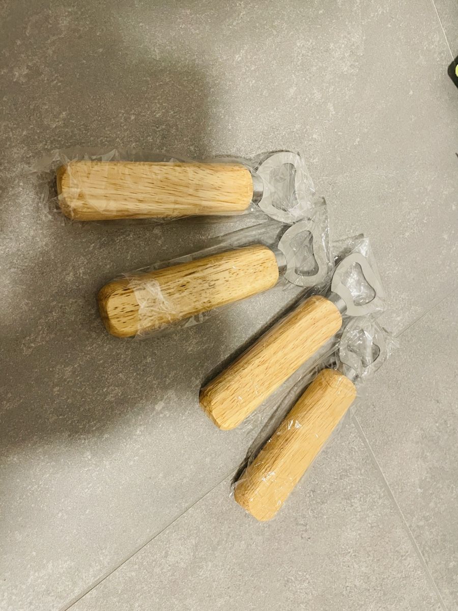 Flaschenöffner & -verschlüsse: Apri bottiglie in legno – Neu und originalverpackt aus Cadenazzo von ali_d5fn