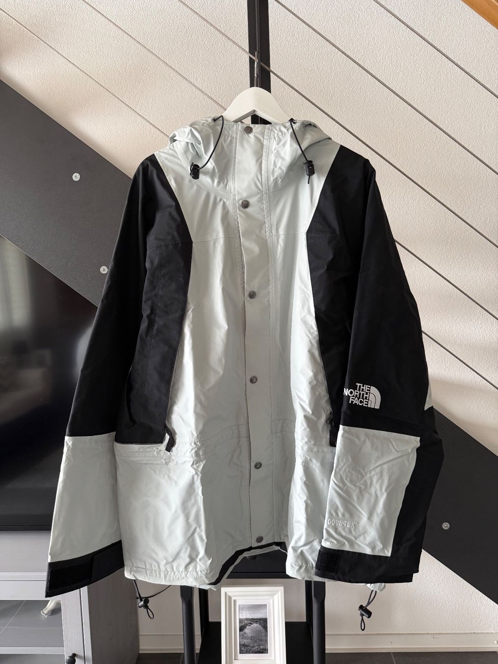 North Face Giacche: The North Face 1994 Gore-Tex Light Mountain Jacket – Usato da Worb venduto da le_castor
