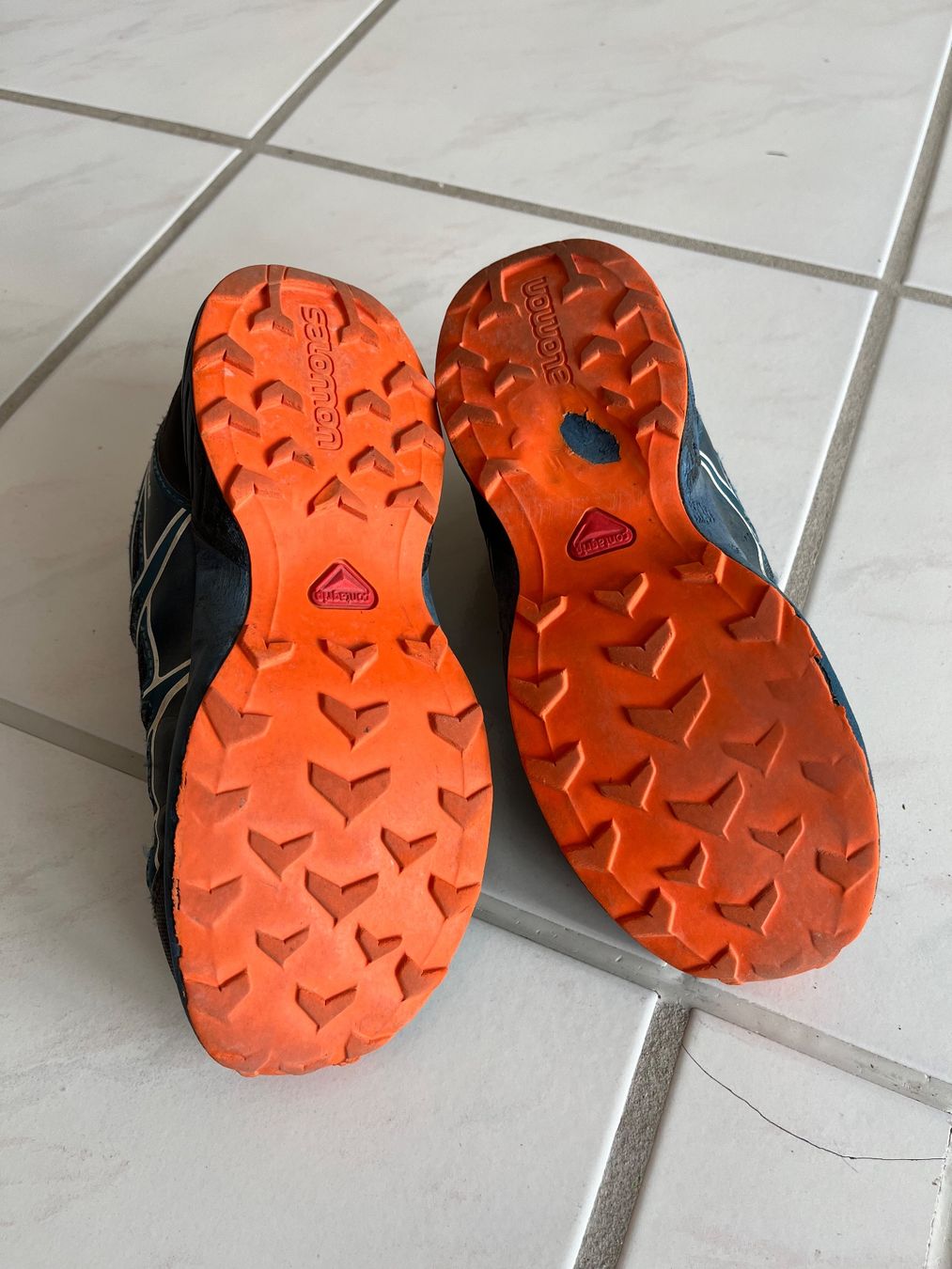 Salomon Schuhe für Jungen: Trekkingschuhe Salomon, Grösse 33 – Gebraucht aus Konolfingen von takkie 3