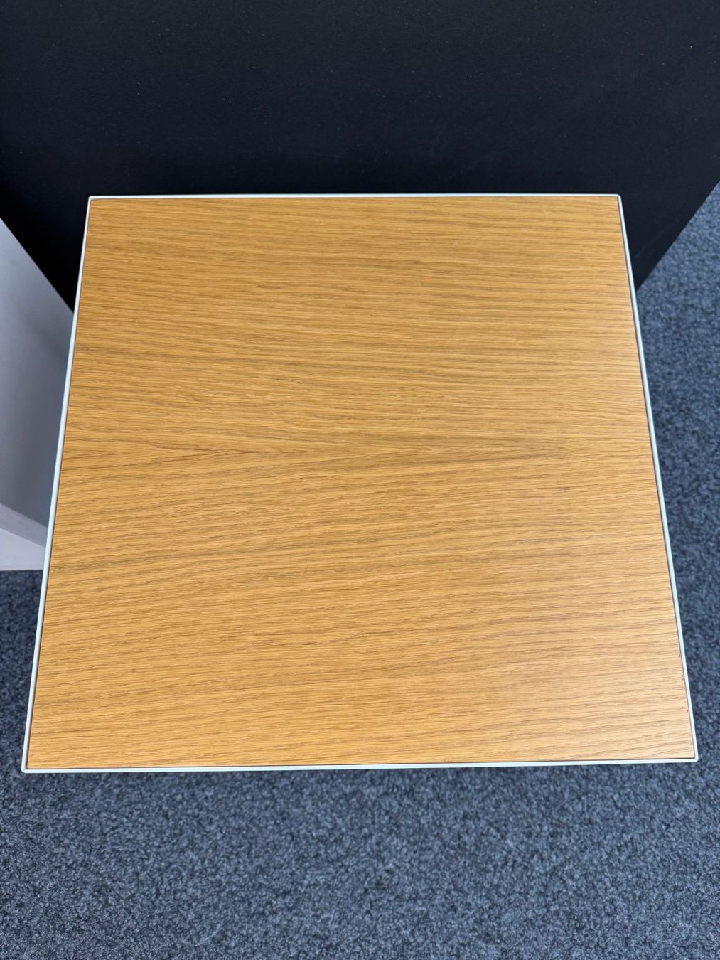 Comodini: Whitebeds Tisch 440, weiss matt – Usato da Winterthur venduto da Schlafpunkt 2