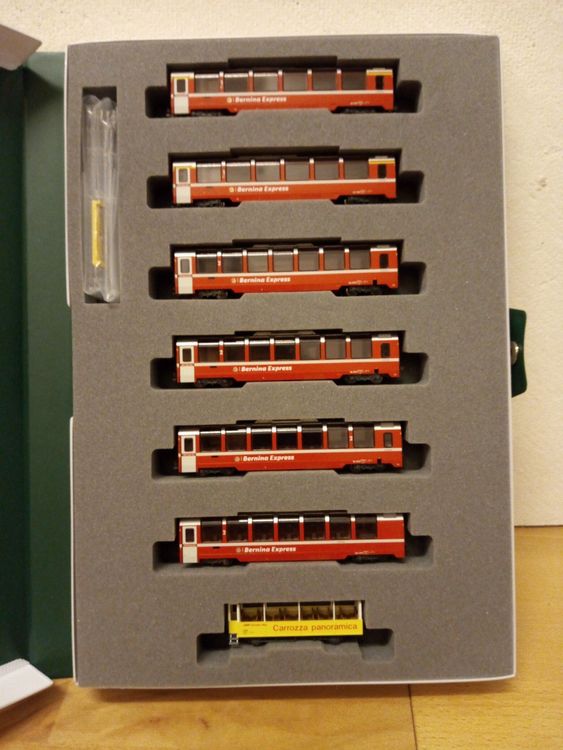 KATO RhB Bernina-Express Wagenset 7-teilig Spur N (Gebraucht) in ...