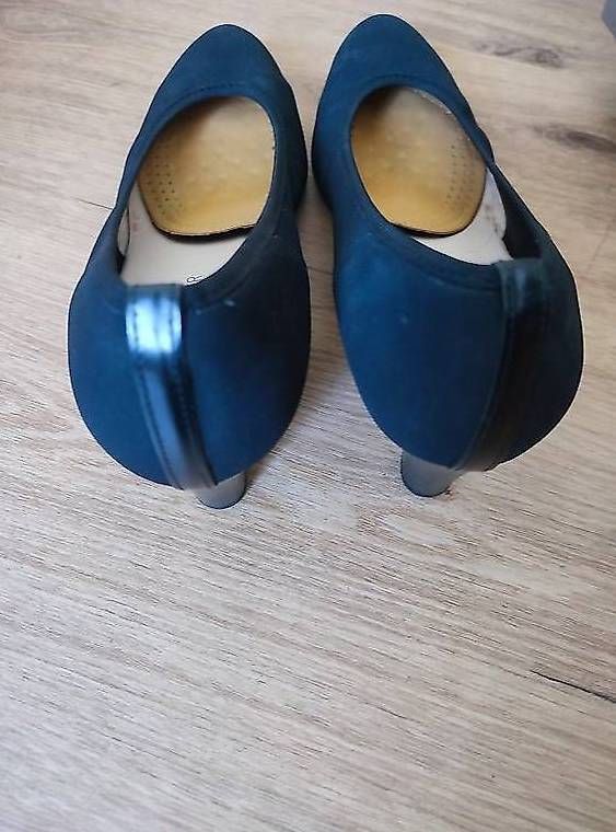 Scarpe da donna: Pumps dunkelblau, Grösse 41 – Usato da Sachseln venduto da jas_ch 1