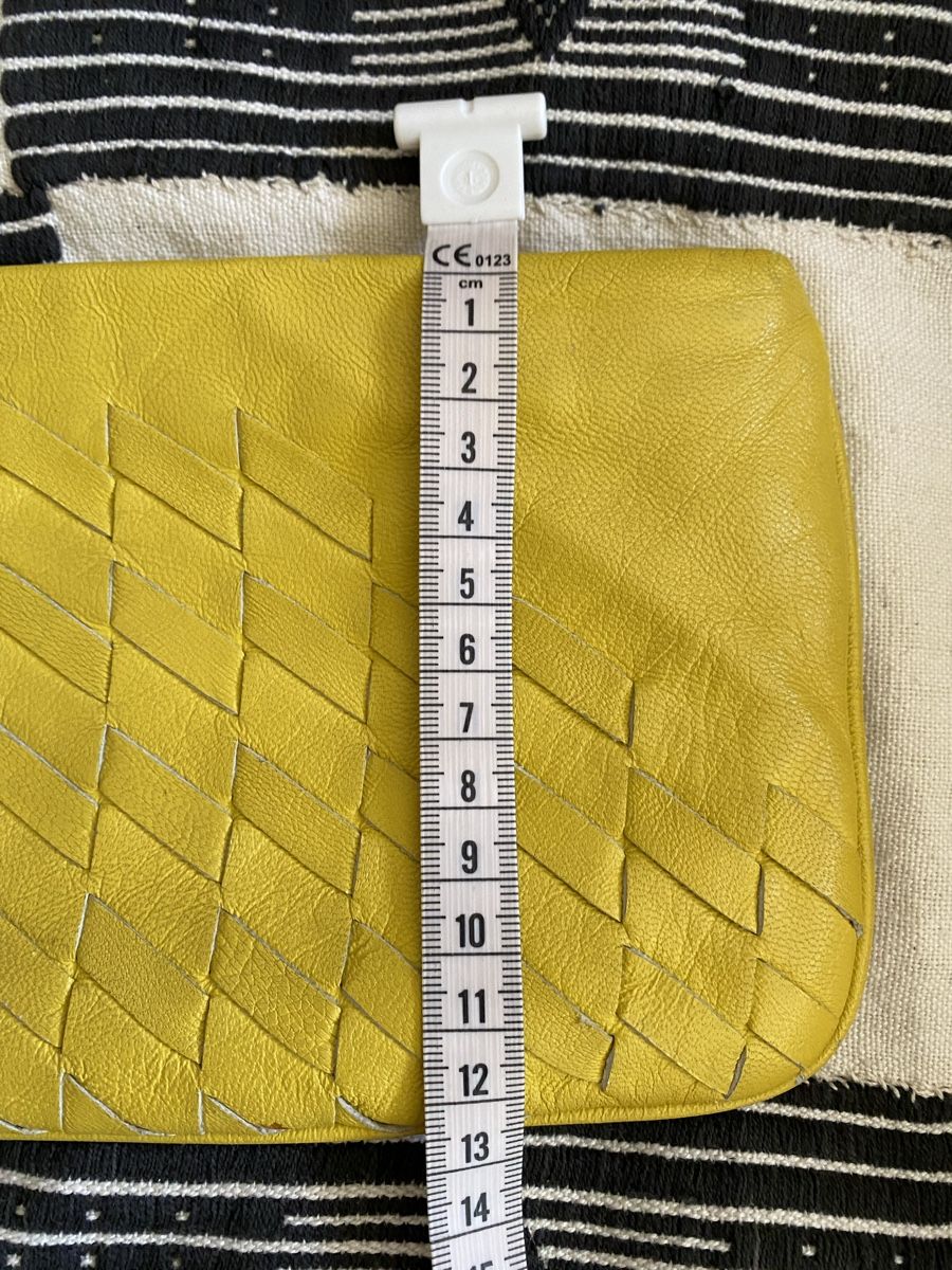 DKNY Sacs femmes: Vintage Leder Clutch DKNY – D'occasion à Zürich par linlin02 7