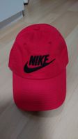 Nike Cap in Rot Unisex