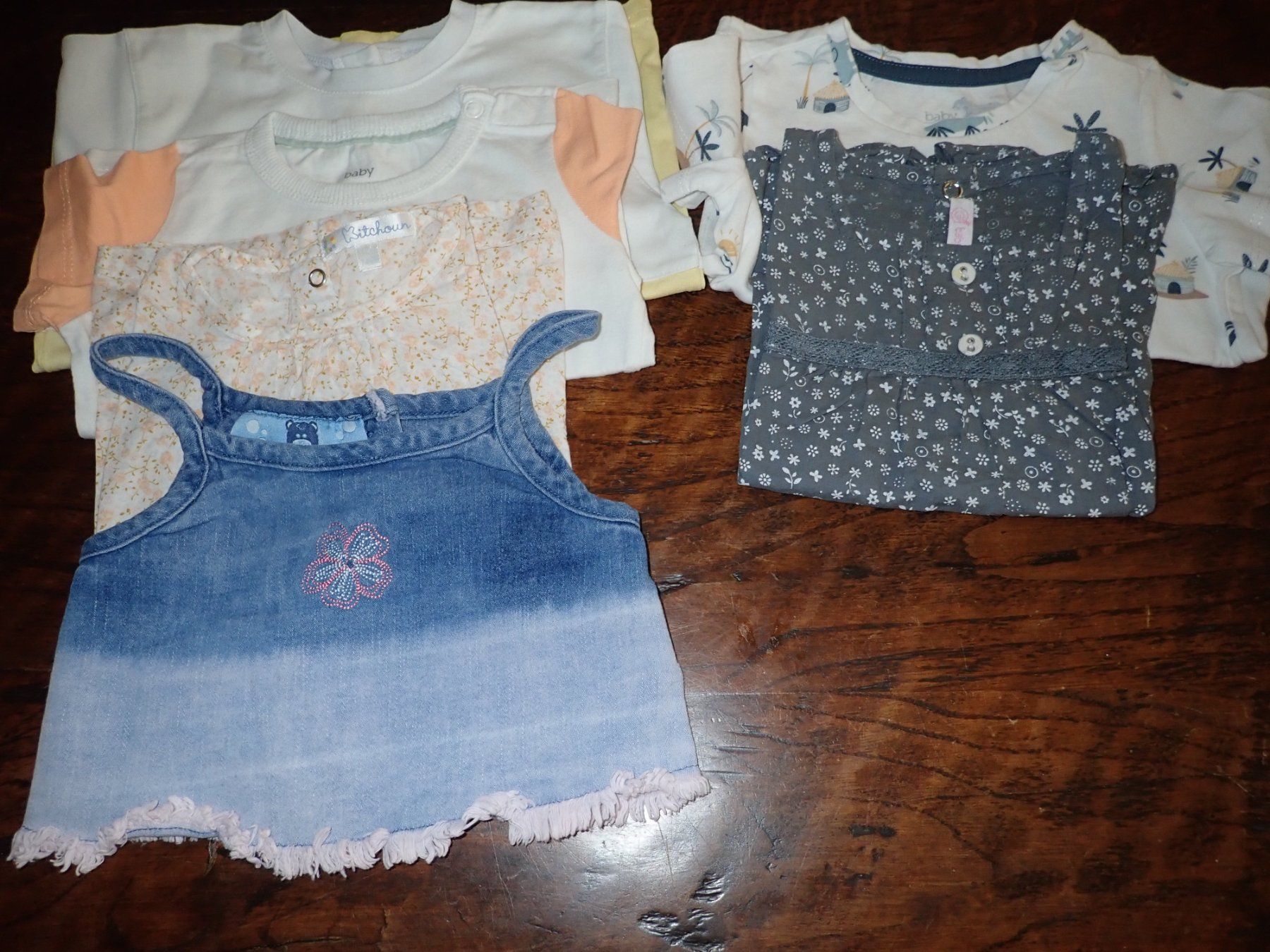 Lotti & Set di vestiti: Vêtements été 74 fille – Nuovo (secondo la descrizione) da Petit-Lancy venduto da camping_car 5