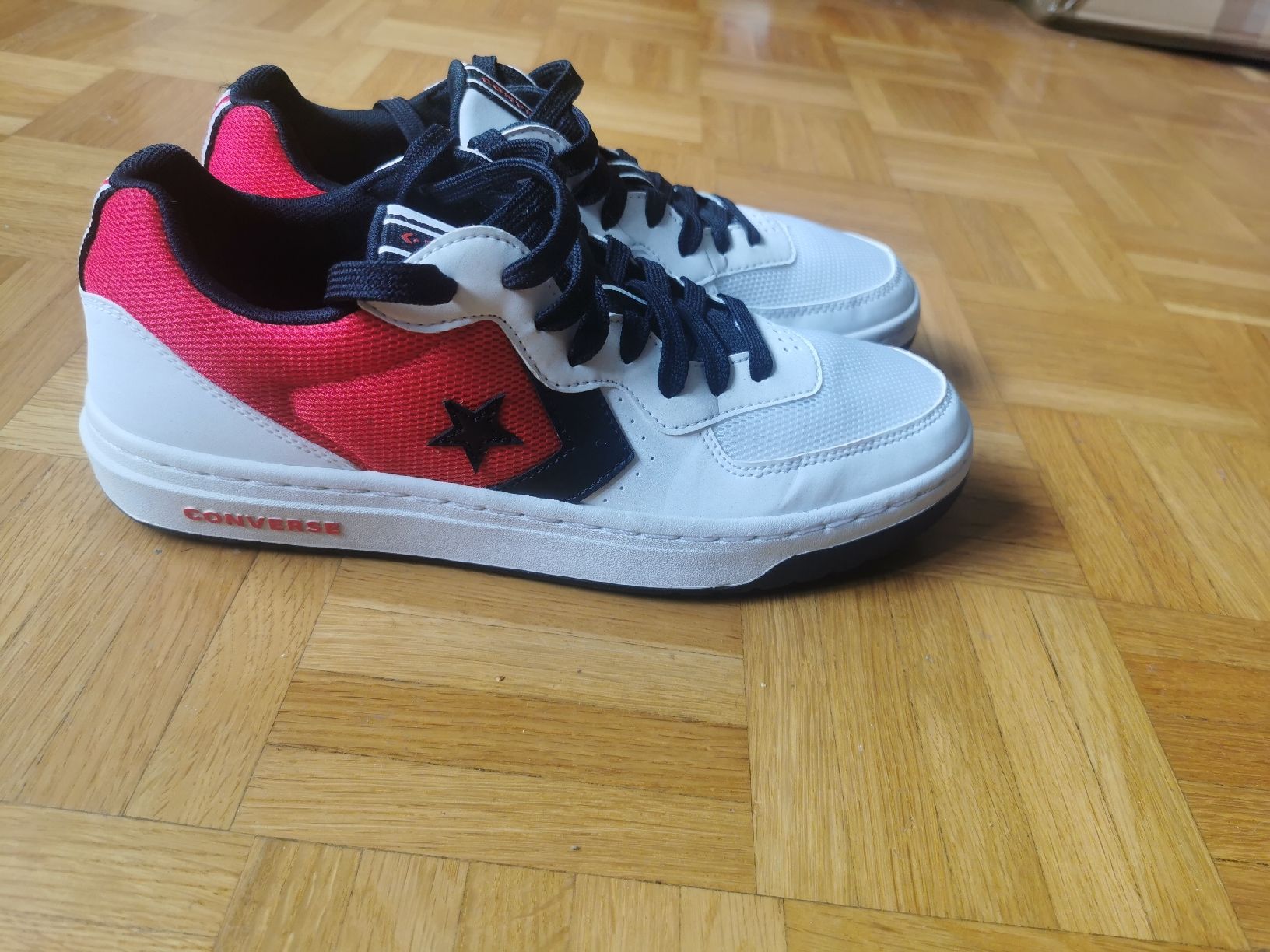 Converse Scarpe da uomo: Converse Rival Red Gum 41 Orginal – Nuovo (secondo la descrizione) da Bern venduto da ged_ffx9