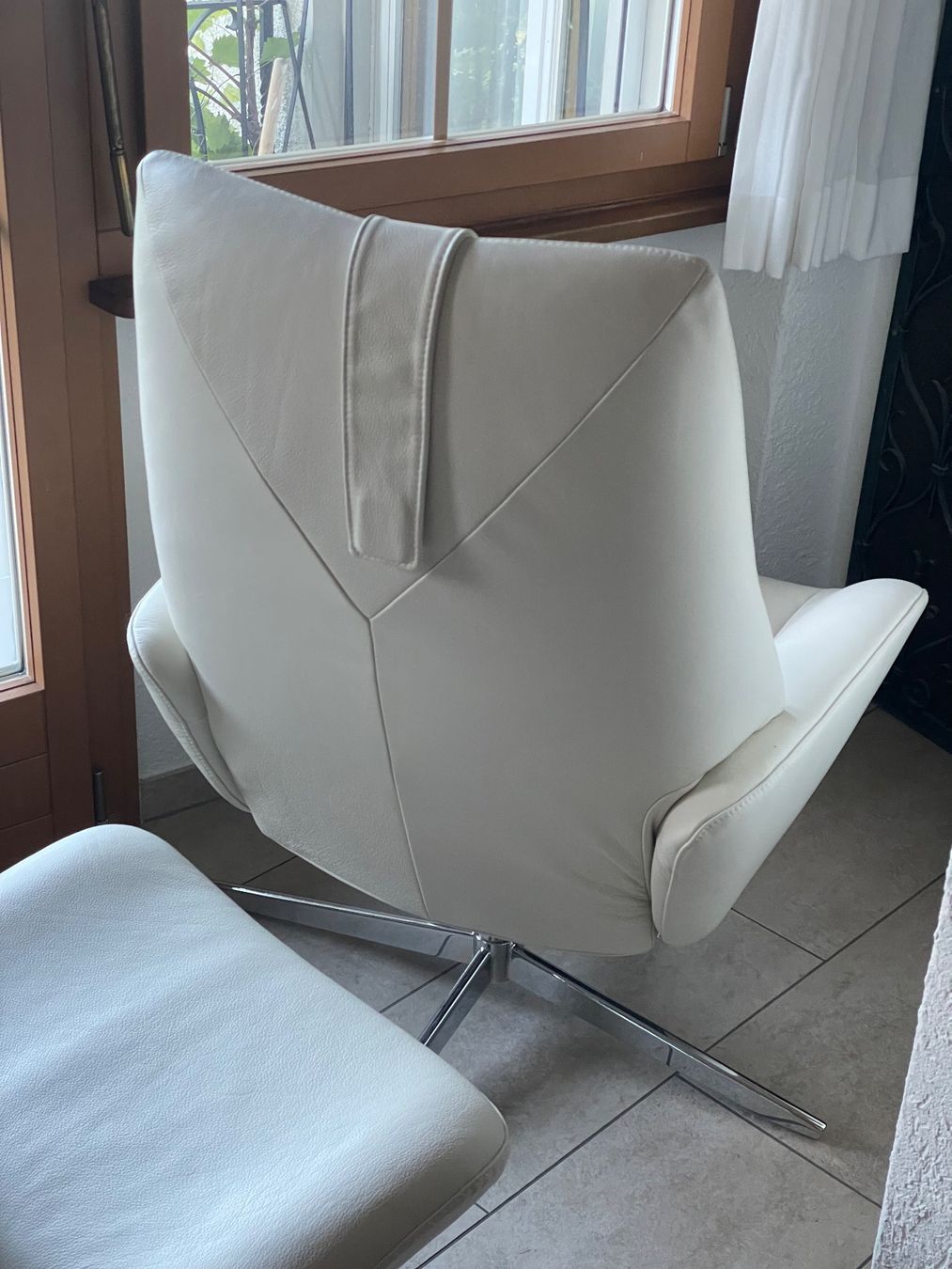 Pfister Poltrone: Sessel Lotus – Usato da Spiez venduto da demiseum 3