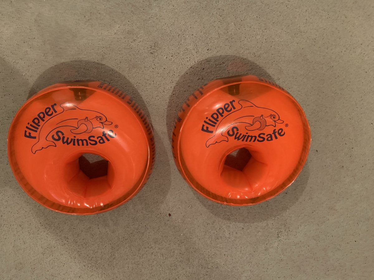 Flipperkästen: Flipper Swimmsafe Schwimmflügel – Gebraucht aus Wabern von pet_v9dz