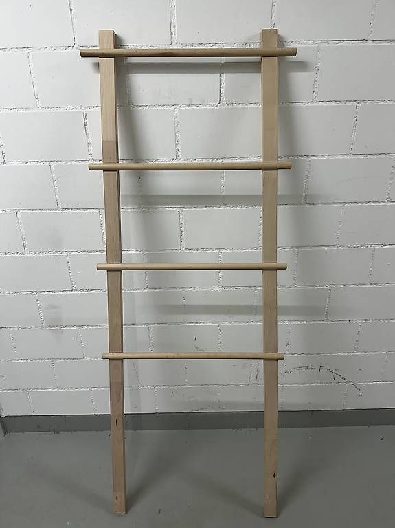 Echelles: Kleiderleiter / Handtuch Leiter Holz  – D'occasion à Märwil par Nofede
