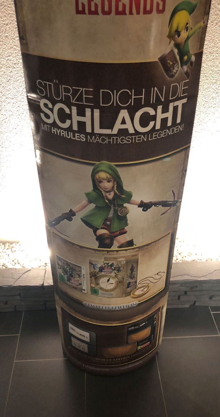 Nintendo Giochi: Zelda Hyrule Warriors Legends Kartonaufsteller – Usato da Kestenholz venduto da Matti_10 2
