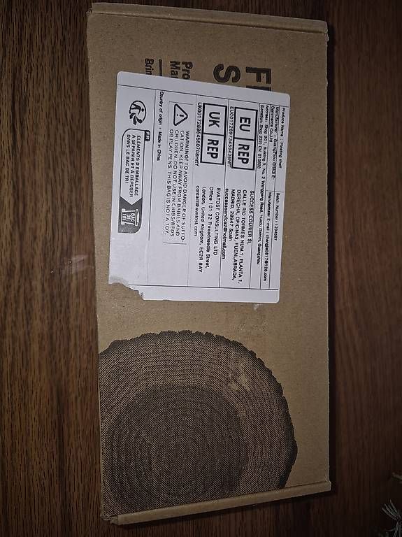 Articoli in legno: 2 kleine Holz Tablare – Usato da Koppigen venduto da abu_5syv 1