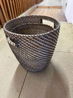 Korb geflochten Rattan Handarbeit mit Henkel 