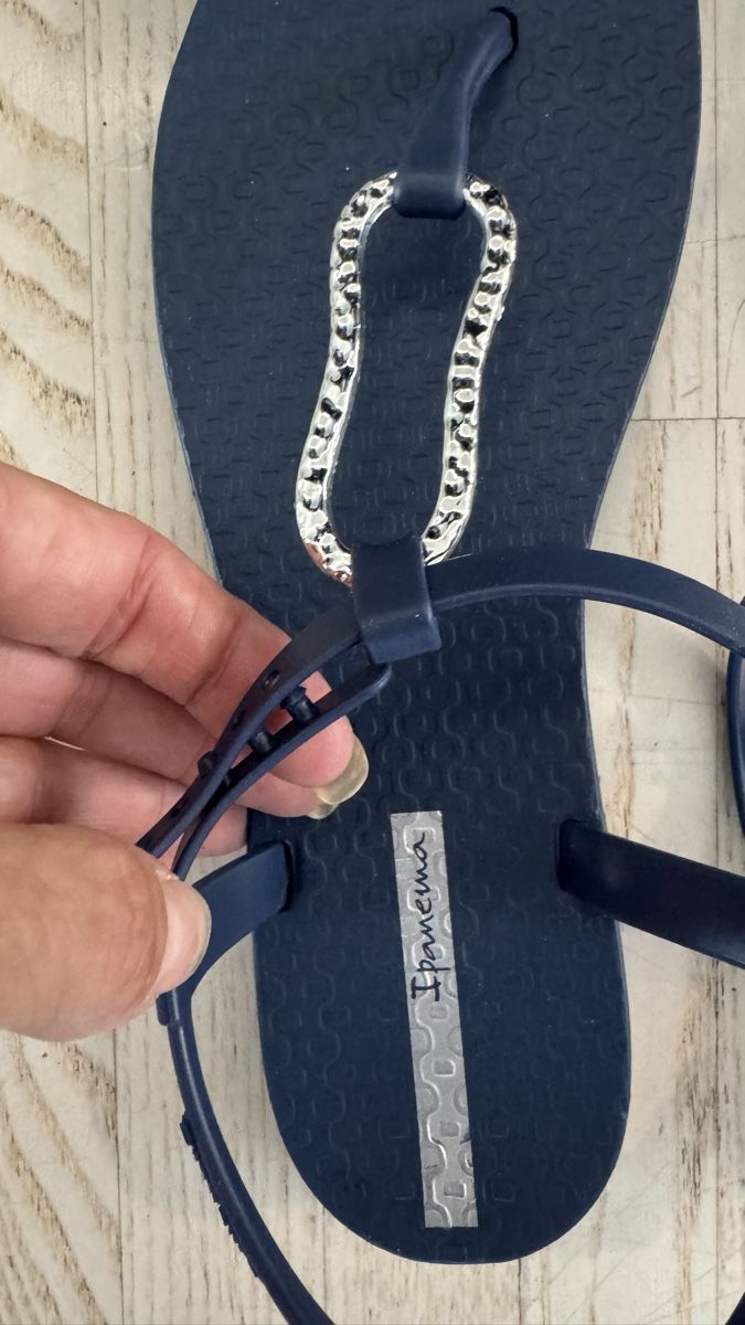 Ipanema Scarpe da donna: Ipanema Sandalen dunkelblau mit Schmuck – Usato da Neuhausen am Rheinfall venduto da Becky79 1