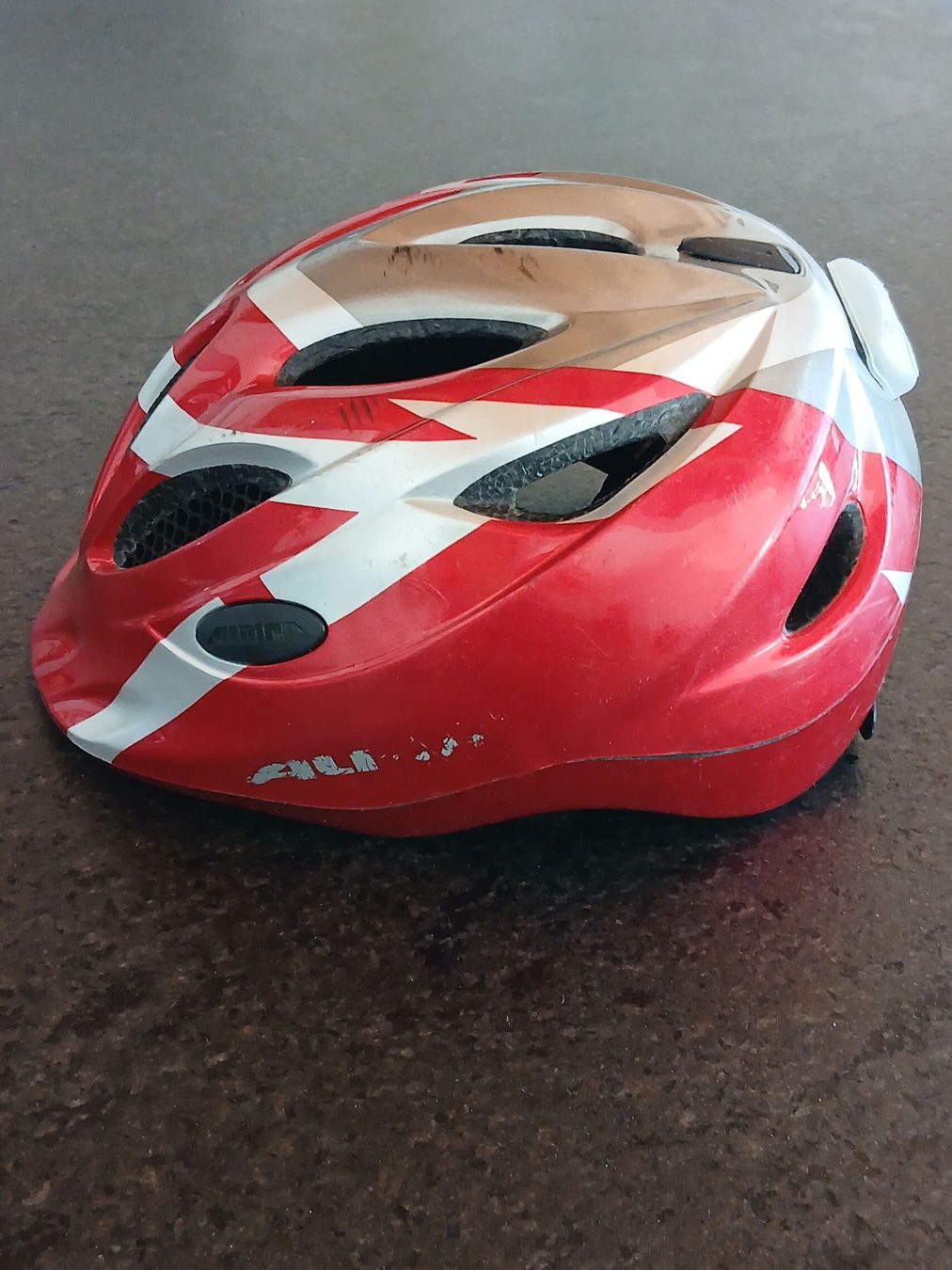 Alpina Caschi: Casque de vélo  – Usato da Chamoson venduto da BeGood1981